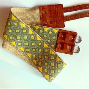 Anthropologie Stretchy Belt